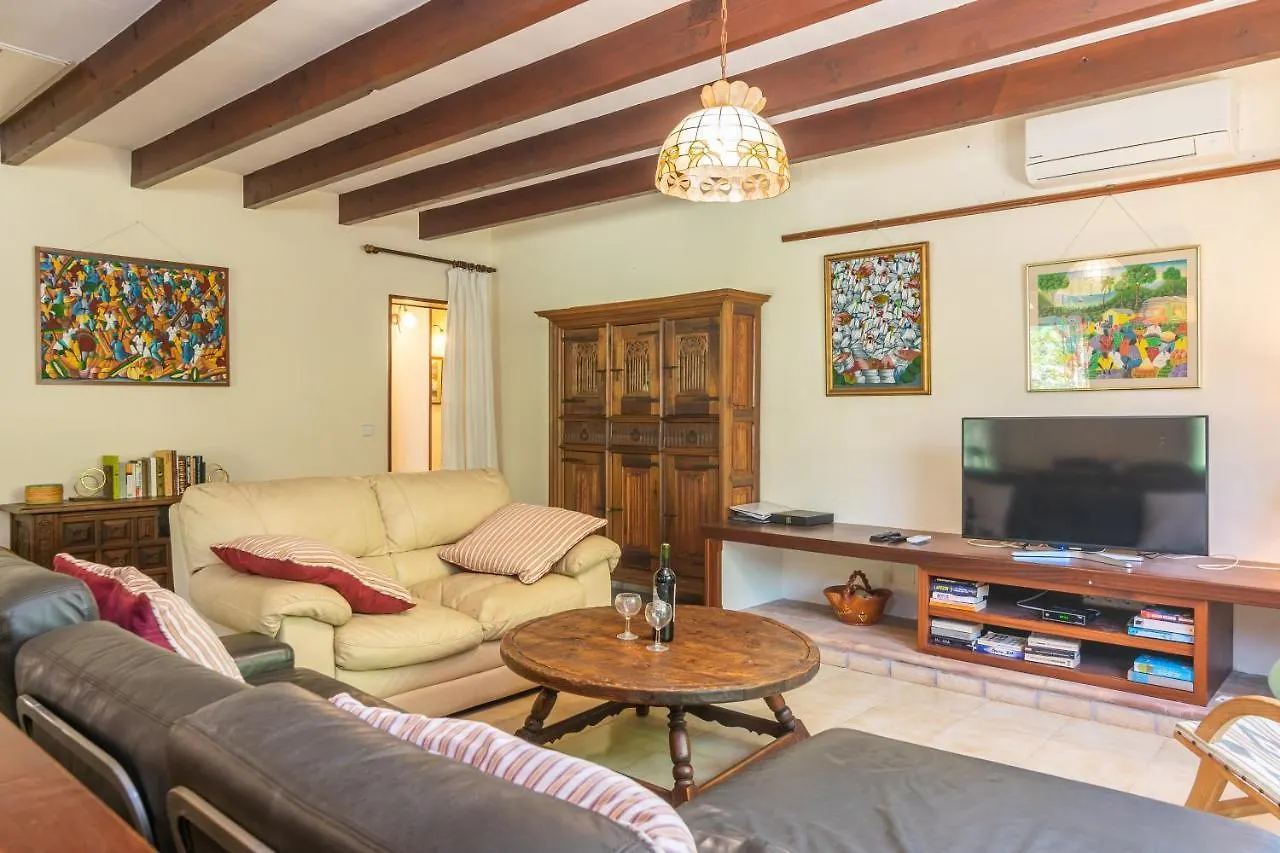 Can Capulla 8 Ses Covetes Spain